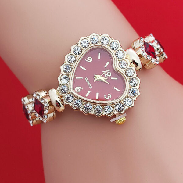 Fashion Love Shape Bracelet Watch Set Diamond Colored Heart Quartz Watch Women's Fashion Jewelry Set Valentine's Day Gift - Image 5