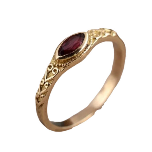 Fashion Ancient Gold Pattern Ruby Ring - Image 2