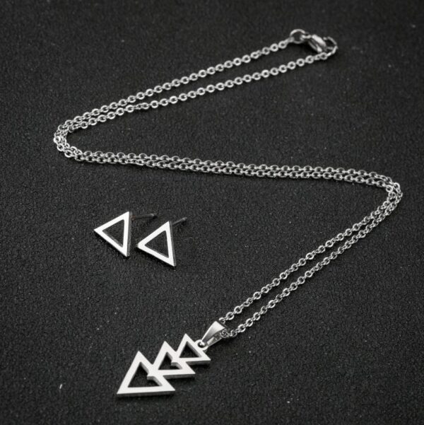 New Stainless Steel Geometric Ear Studs Collarbone Necklace Set - Image 10